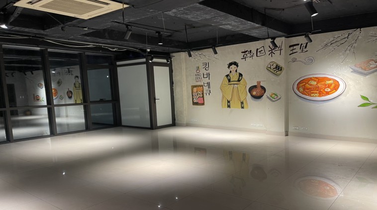 CHO THUÊ MBKD SPA, VP PHỐ TRUNG KÍNH NHỎ, CẦU GIẤY, HÀ NỘI, 140M2, 3T, CÓ VỈA HÈ, 75 TRIỆU.